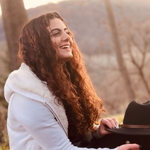 Meet your Posher, Mikki